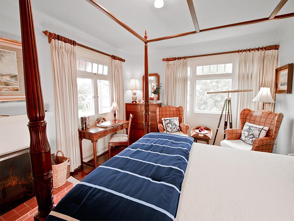 The Bed And Breakfast Inn At La Jolla San Diego Room photo